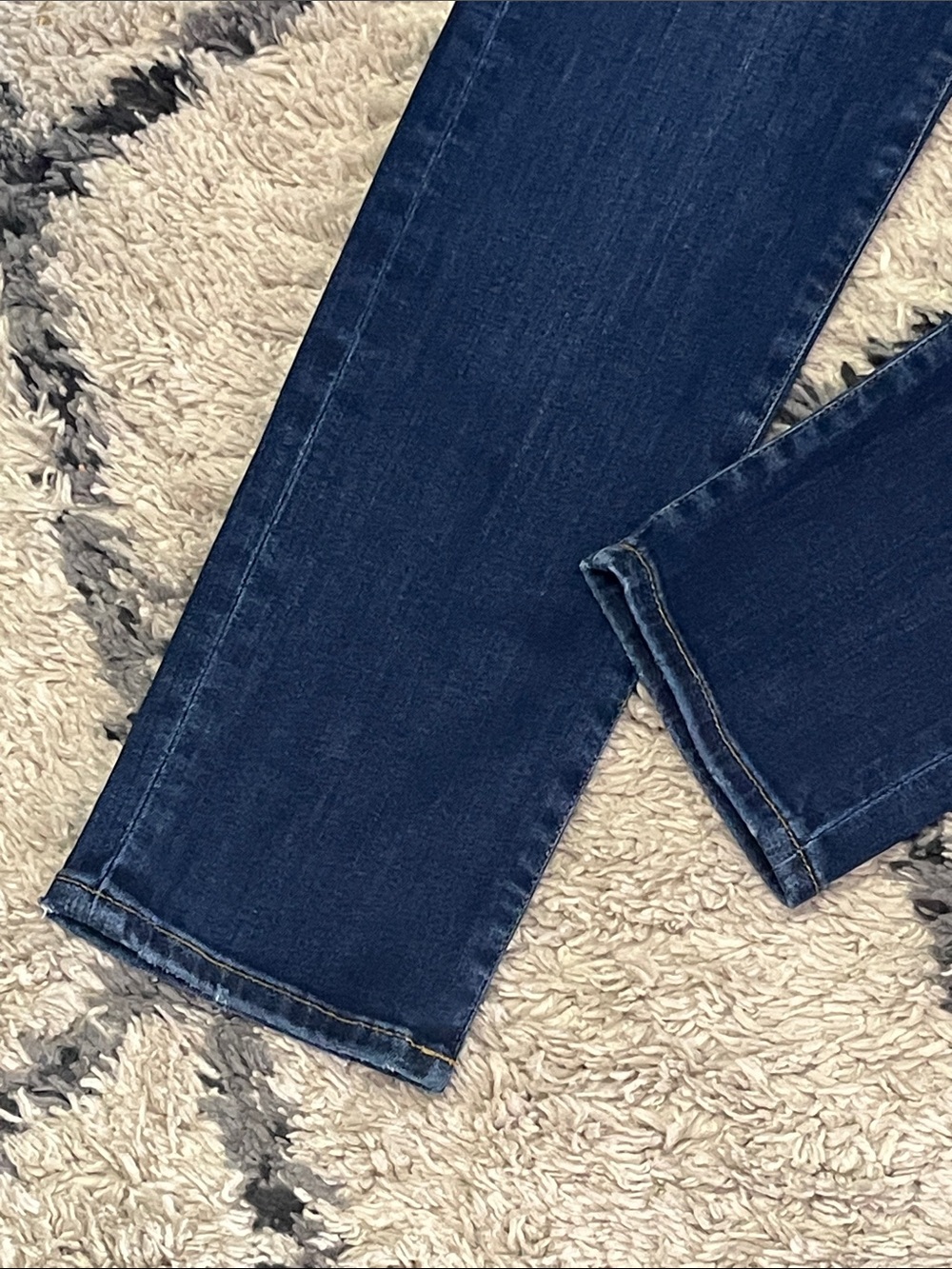 NWOT FRAME Le Garçon Slim Boyfriend Jeans Dark Wash Premium Denim Size 26 - Picture 3 of 13